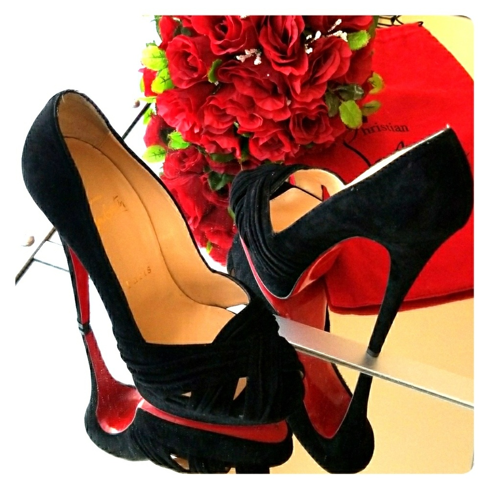 Christian Louboutin Drapadita 150 Velour Pump